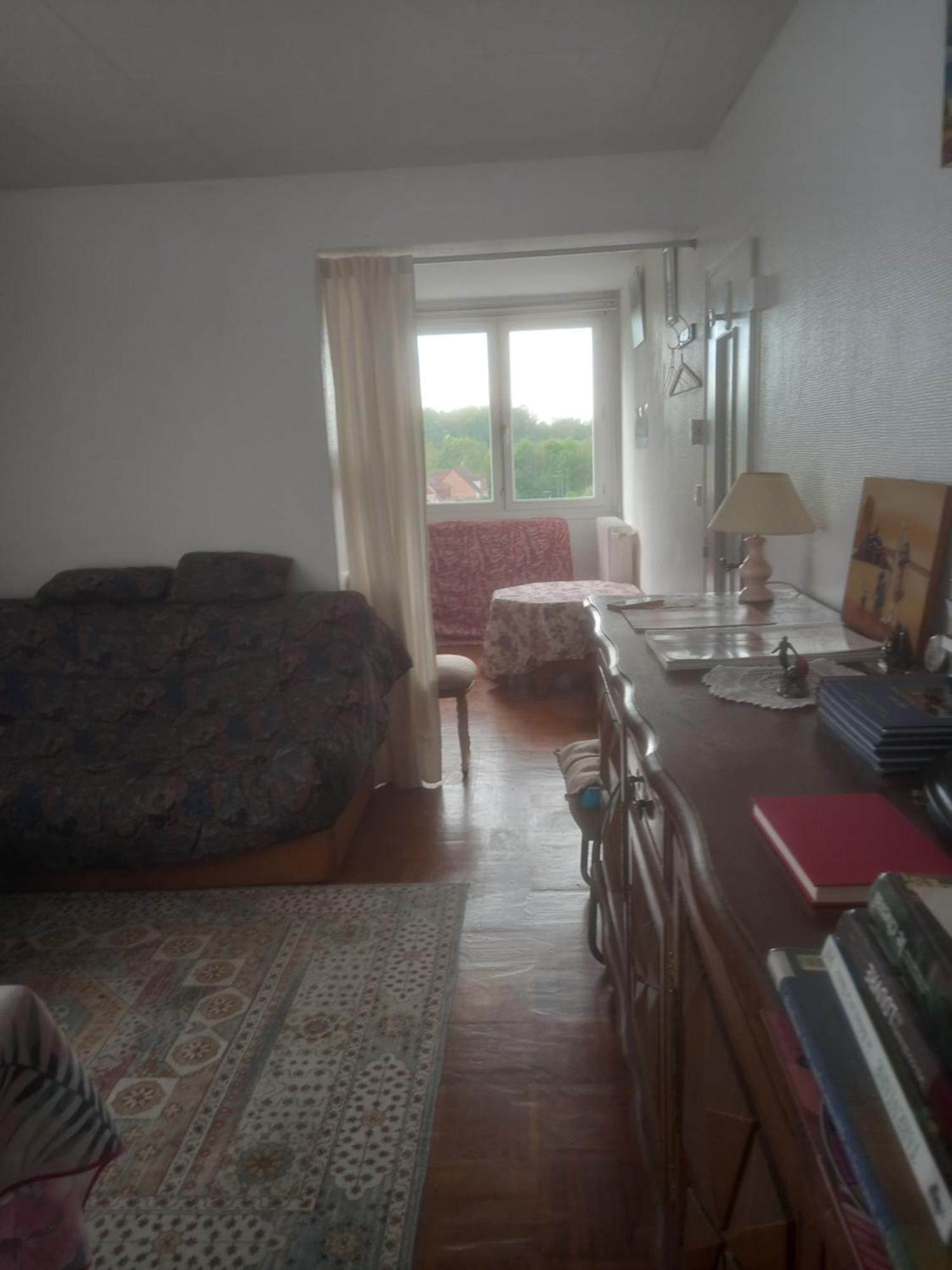 Spacieux Appartement 4 Pieces โบเวส์ ภายนอก รูปภาพ